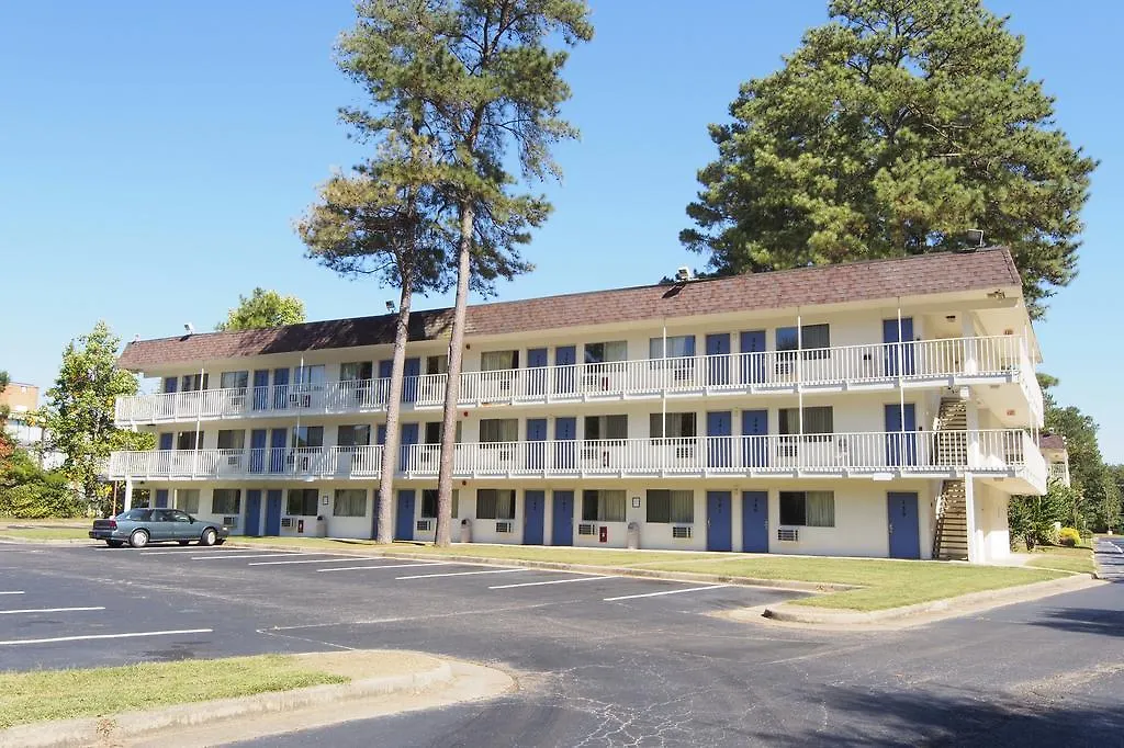 Motel 6 Williamsburg Hotel